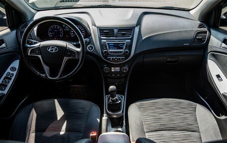 Hyundai Solaris II рестайлинг, 2016 год, 1 200 000 рублей, 14 фотография