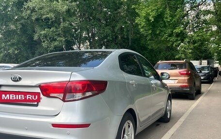 KIA Rio III рестайлинг, 2015 год, 1 300 000 рублей, 8 фотография