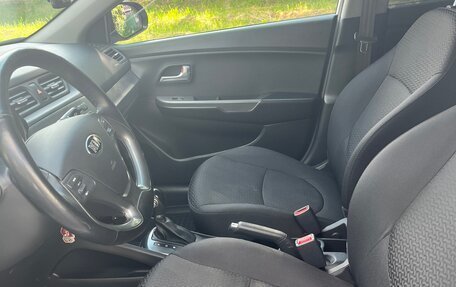 KIA Rio III рестайлинг, 2015 год, 1 300 000 рублей, 17 фотография