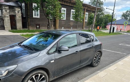 Opel Astra J, 2011 год, 770 000 рублей, 10 фотография