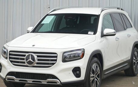 Mercedes-Benz GLB, 2024 год, 4 220 000 рублей, 2 фотография