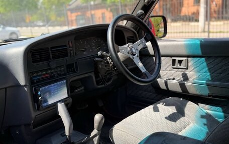 Toyota Hilux Surf III рестайлинг, 1991 год, 690 000 рублей, 21 фотография