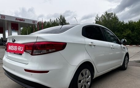 KIA Rio III рестайлинг, 2015 год, 980 000 рублей, 8 фотография