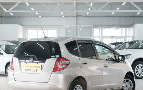 Honda Fit III, 2009 год, 899 000 рублей, 7 фотография