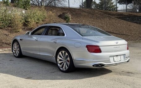 Bentley Flying Spur, 2022 год, 13 985 000 рублей, 6 фотография
