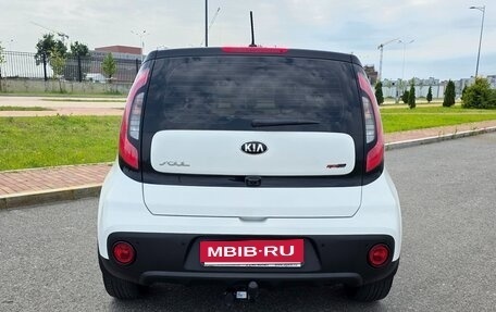 KIA Soul II рестайлинг, 2017 год, 1 650 000 рублей, 6 фотография