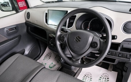 Suzuki Wagon R V, 2016 год, 679 000 рублей, 9 фотография