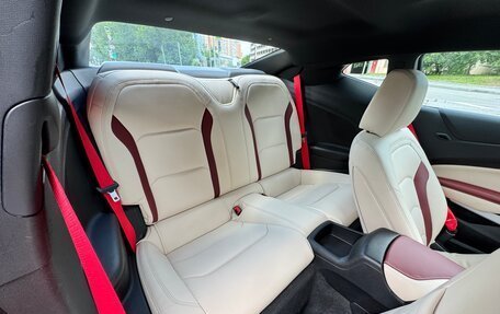 Chevrolet Camaro VI, 2019 год, 2 350 000 рублей, 6 фотография