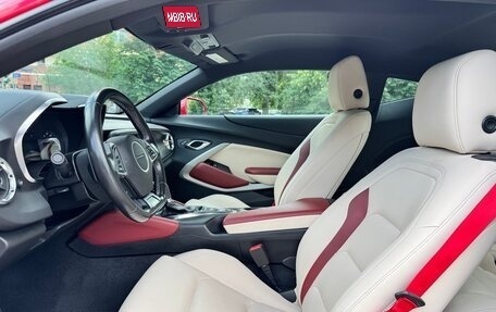 Chevrolet Camaro VI, 2019 год, 2 350 000 рублей, 19 фотография