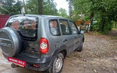 Chevrolet Niva I рестайлинг, 2012 год, 450 000 рублей, 2 фотография
