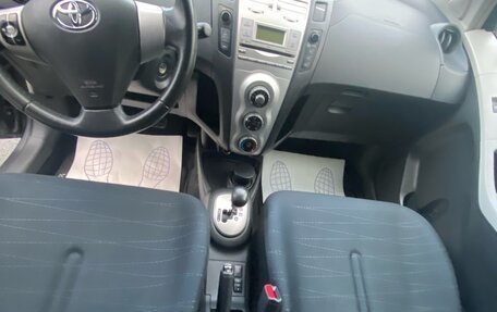 Toyota Yaris III рестайлинг, 2008 год, 750 000 рублей, 10 фотография