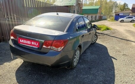 Chevrolet Cruze II, 2012 год, 480 000 рублей, 3 фотография