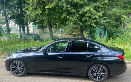 BMW 3 серия, 2019 год, 3 900 000 рублей, 20 фотография
