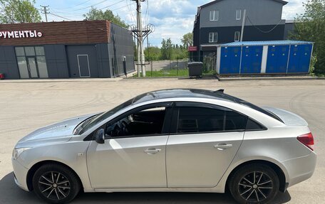 Chevrolet Cruze II, 2011 год, 620 000 рублей, 4 фотография