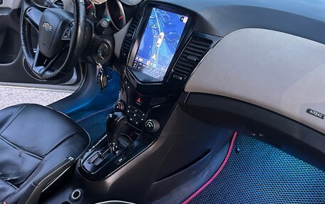 Chevrolet Cruze II, 2011 год, 620 000 рублей, 7 фотография