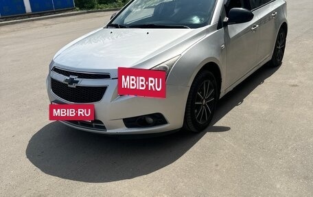 Chevrolet Cruze II, 2011 год, 620 000 рублей, 5 фотография