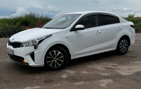 KIA Rio IV, 2021 год, 1 990 000 рублей, 5 фотография