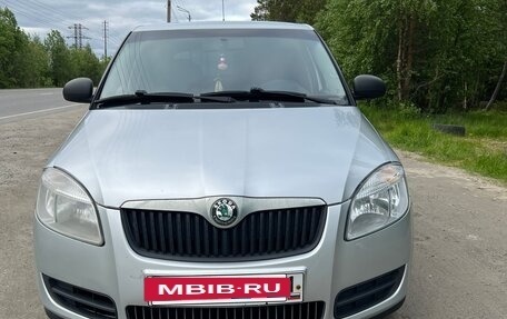 Skoda Fabia II, 2008 год, 390 000 рублей, 2 фотография