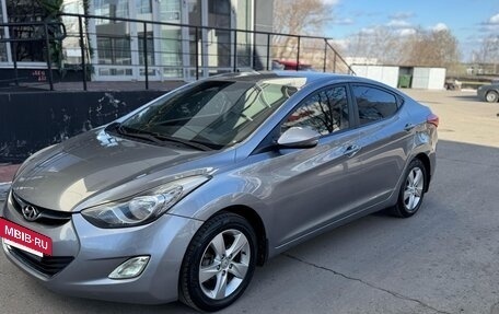 Hyundai Elantra V, 2012 год, 895 000 рублей, 3 фотография