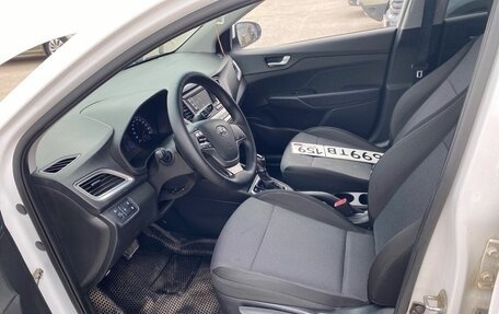 Hyundai Solaris II рестайлинг, 2021 год, 1 435 000 рублей, 5 фотография