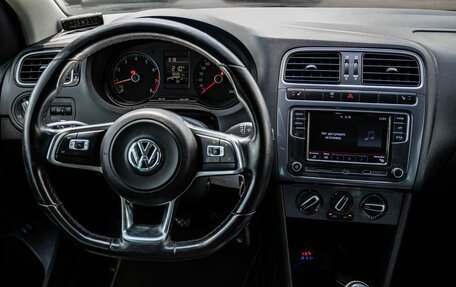 Volkswagen Polo VI (EU Market), 2020 год, 1 000 000 рублей, 19 фотография