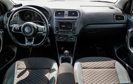 Volkswagen Polo VI (EU Market), 2020 год, 1 000 000 рублей, 14 фотография