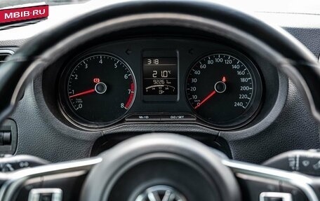 Volkswagen Polo VI (EU Market), 2020 год, 1 000 000 рублей, 18 фотография