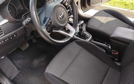 KIA Rio IV, 2020 год, 1 605 000 рублей, 6 фотография