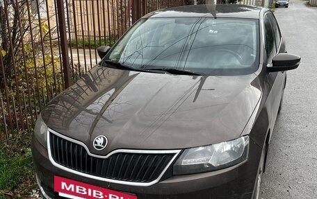 Skoda Rapid I, 2018 год, 1 100 000 рублей, 2 фотография