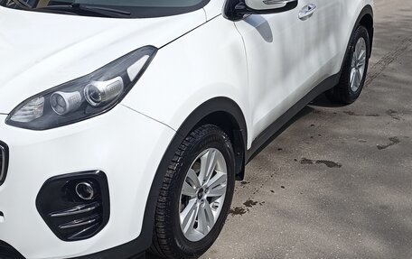 KIA Sportage IV рестайлинг, 2016 год, 1 750 000 рублей, 2 фотография