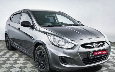 Hyundai Solaris II рестайлинг, 2013 год, 900 000 рублей, 3 фотография