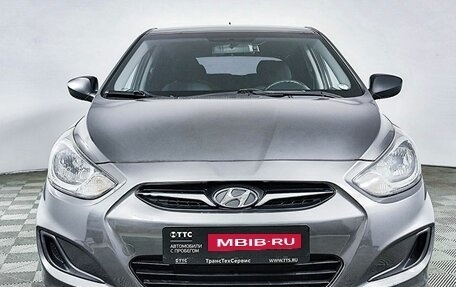 Hyundai Solaris II рестайлинг, 2013 год, 900 000 рублей, 2 фотография