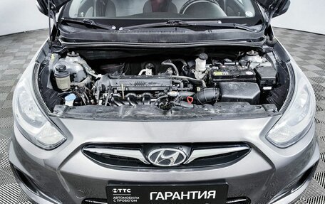 Hyundai Solaris II рестайлинг, 2013 год, 900 000 рублей, 11 фотография