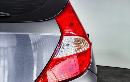 Hyundai Solaris II рестайлинг, 2013 год, 900 000 рублей, 12 фотография