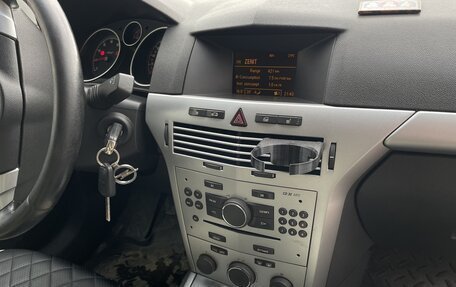 Opel Astra H, 2011 год, 499 990 рублей, 10 фотография
