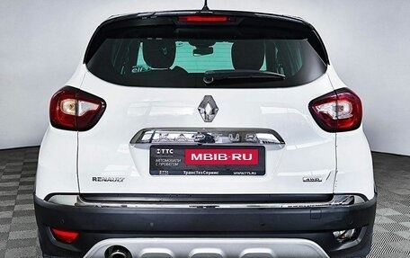 Renault Kaptur I рестайлинг, 2017 год, 1 249 000 рублей, 7 фотография