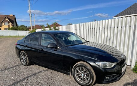 BMW 3 серия, 2018 год, 2 700 000 рублей, 4 фотография