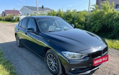 BMW 3 серия, 2018 год, 2 700 000 рублей, 2 фотография