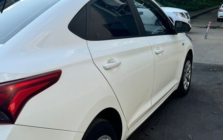 Hyundai Solaris II рестайлинг, 2019 год, 1 295 000 рублей, 8 фотография