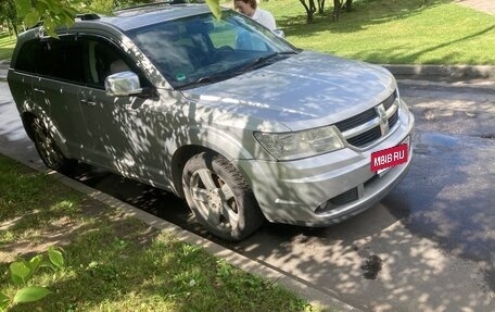 Dodge Journey I, 2008 год, 700 000 рублей, 3 фотография