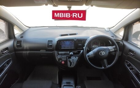 Toyota Wish II, 2003 год, 760 000 рублей, 6 фотография