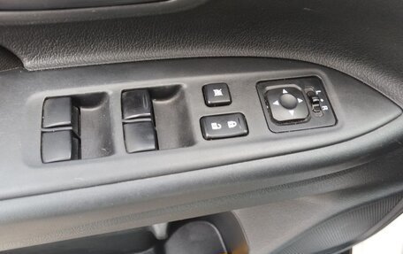 Mitsubishi Outlander III рестайлинг 3, 2014 год, 1 320 000 рублей, 13 фотография