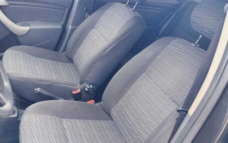 Renault Sandero I, 2013 год, 700 000 рублей, 11 фотография