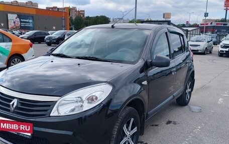 Renault Sandero I, 2013 год, 700 000 рублей, 4 фотография