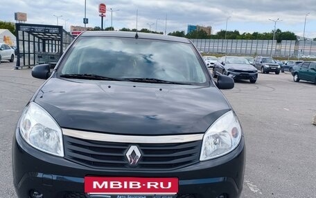 Renault Sandero I, 2013 год, 700 000 рублей, 3 фотография
