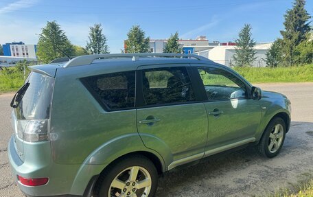 Mitsubishi Outlander III рестайлинг 3, 2008 год, 740 000 рублей, 6 фотография