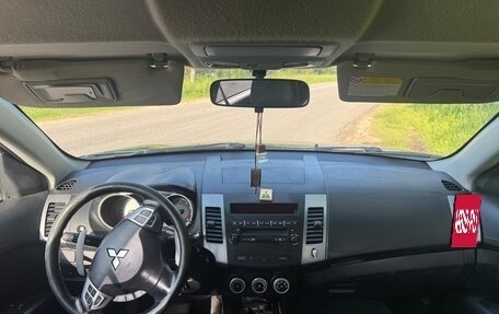 Mitsubishi Outlander III рестайлинг 3, 2008 год, 740 000 рублей, 8 фотография