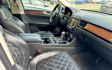 Volkswagen Touareg III, 2017 год, 3 630 000 рублей, 13 фотография
