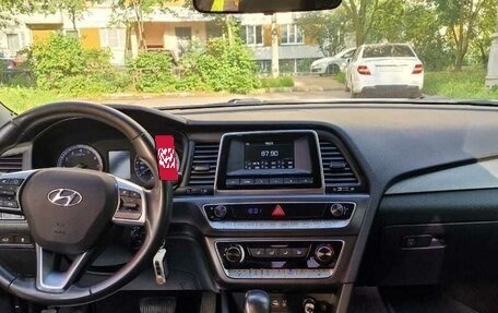 Hyundai Sonata VIII, 2019 год, 1 550 000 рублей, 10 фотография