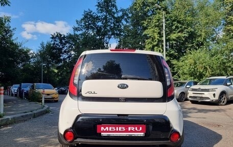 KIA Soul II рестайлинг, 2016 год, 1 300 000 рублей, 6 фотография
